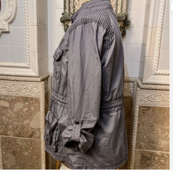 Maurices. Size XXL 2X. Cotton Gray Zip Snap Roll Tab Sleeve Jacket Coat. B82 - Picture 4 of 8